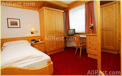 Hotel Tyrol 19